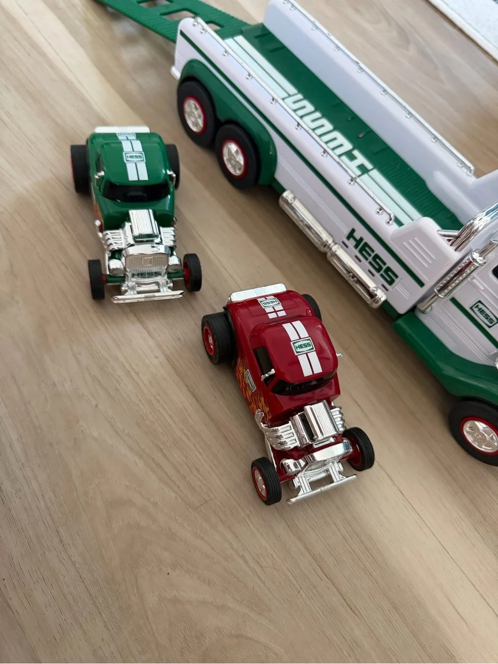N/A flatbed truck